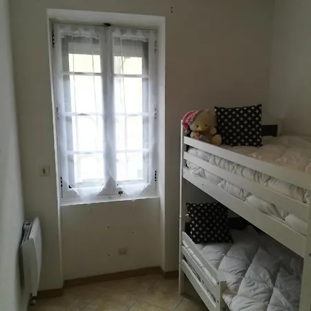 Casa Blanca A *